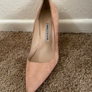 Manolo Blahnik pink suede pumps